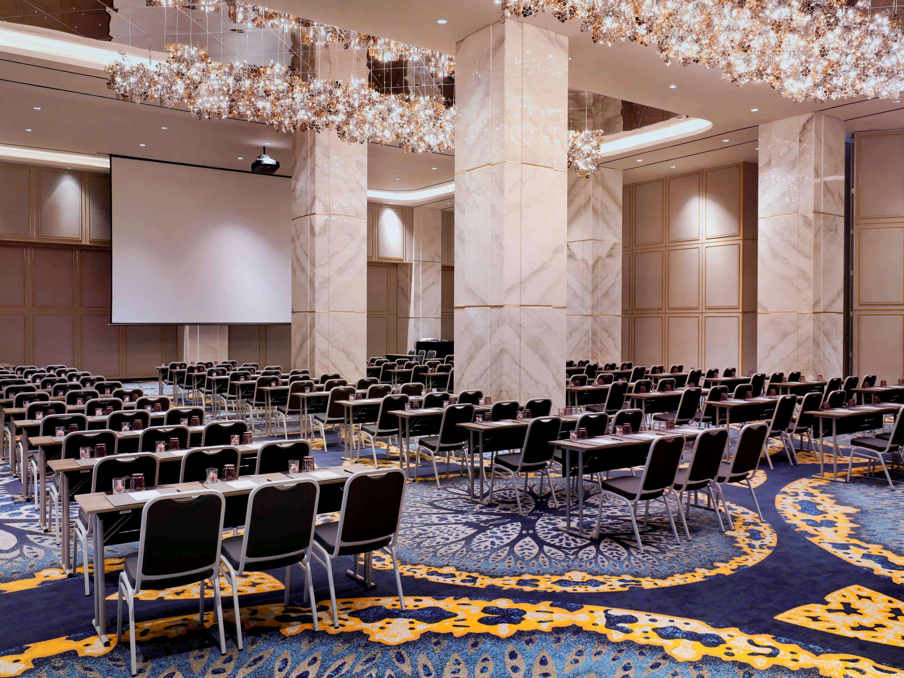 Movenpick Surabaya City Luaran gambar