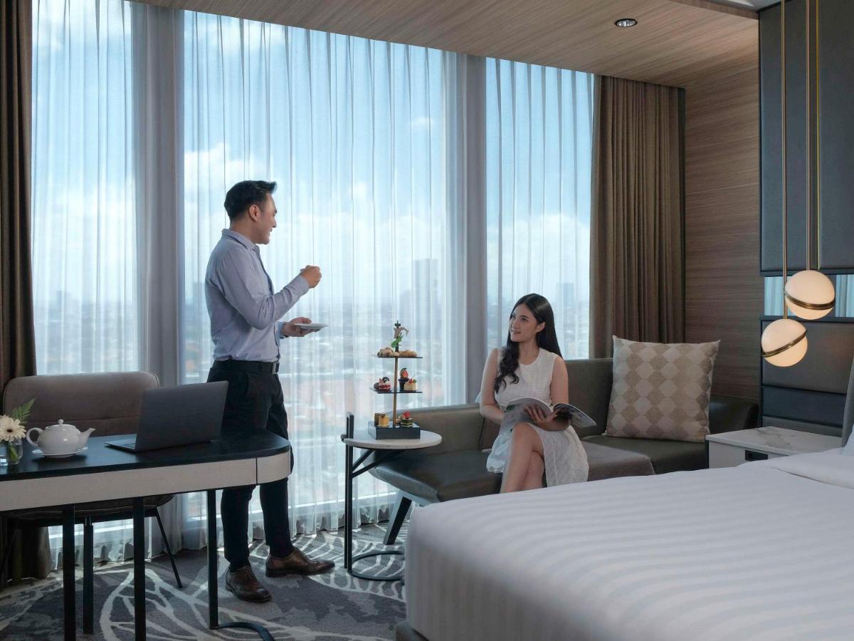 Movenpick Surabaya City Luaran gambar