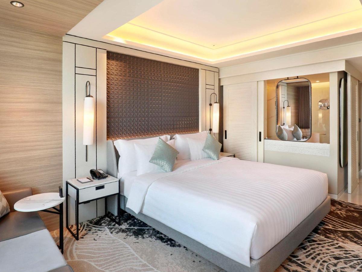 Movenpick Surabaya City Luaran gambar