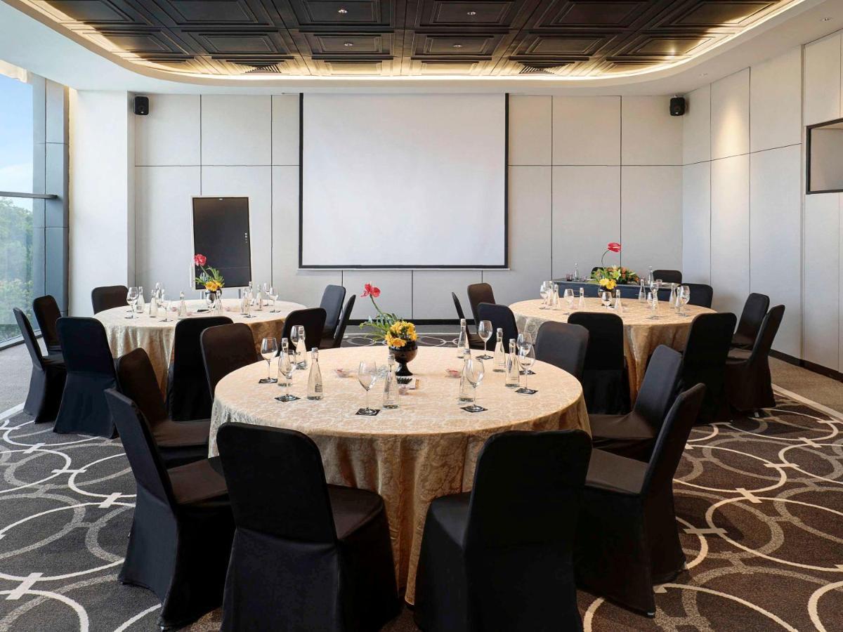Movenpick Surabaya City Luaran gambar