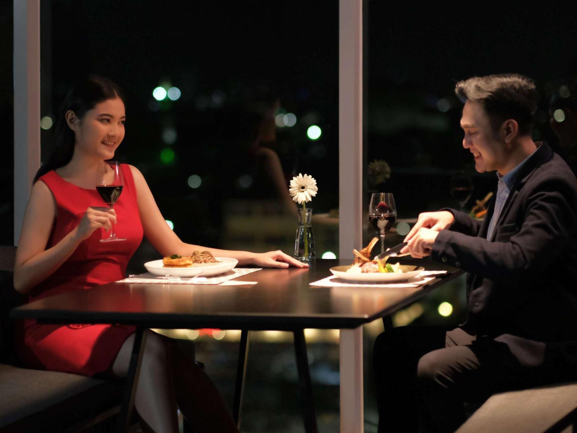 Movenpick Surabaya City Luaran gambar