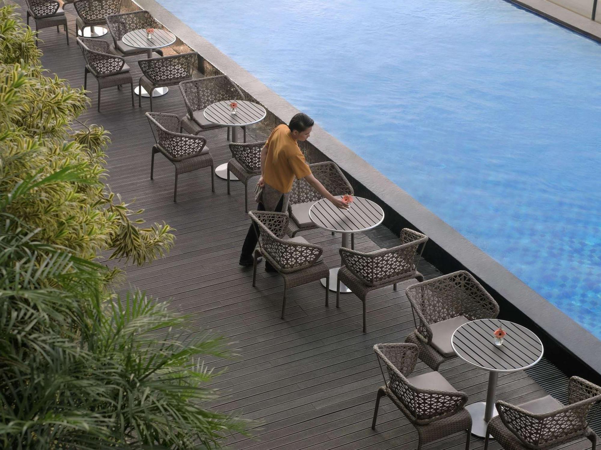 Movenpick Surabaya City Luaran gambar