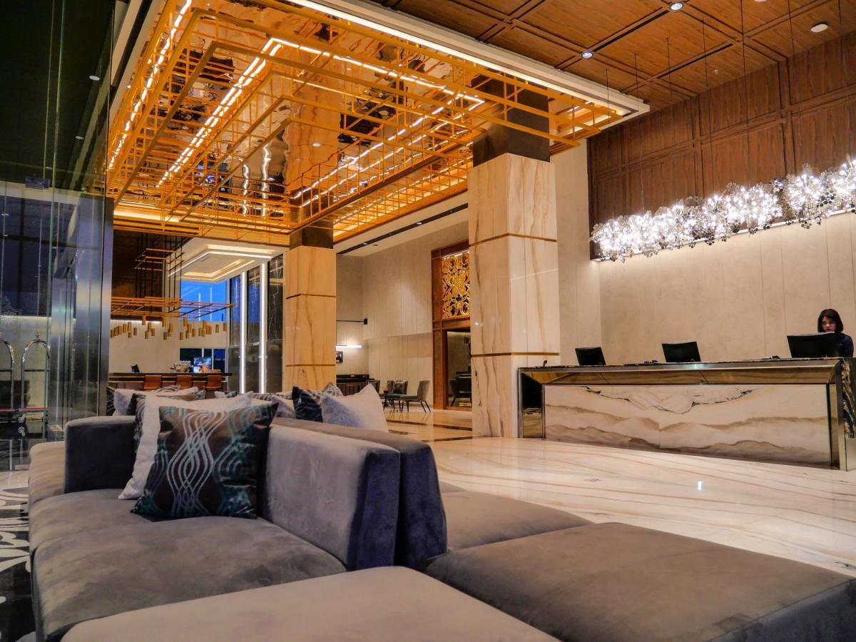 Movenpick Surabaya City Luaran gambar